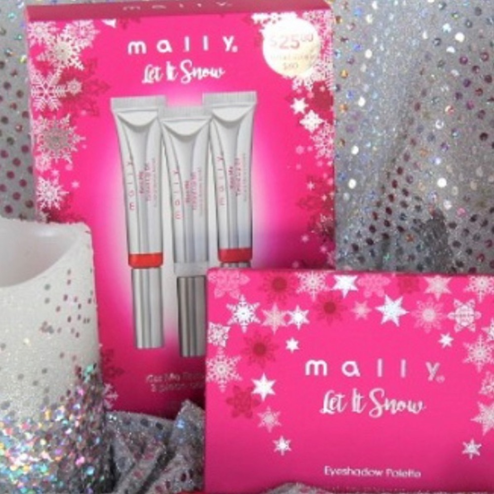 Mally Let it Snow Makeup Set eyeshadow + Lip